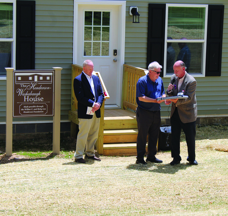Henderson Foundation Cuts Ribbon on FCMC’s Henderson-Washabaugh House