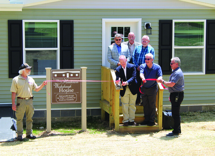 Henderson Foundation Cuts Ribbon on FCMC’s Henderson-Washabaugh House